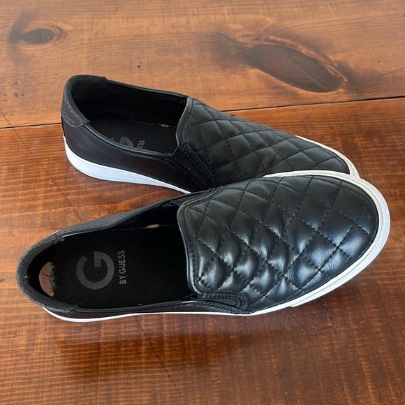 Guess black quilted loafers - Picture 4 of 5